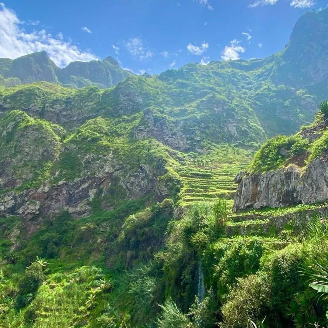 L'île de Santo Antão, véritable joyau, et l'île de São Vicente